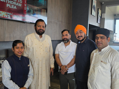 苏拉特拉米国际酒店主图