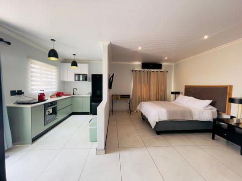 Ang Comsat Guesthouse