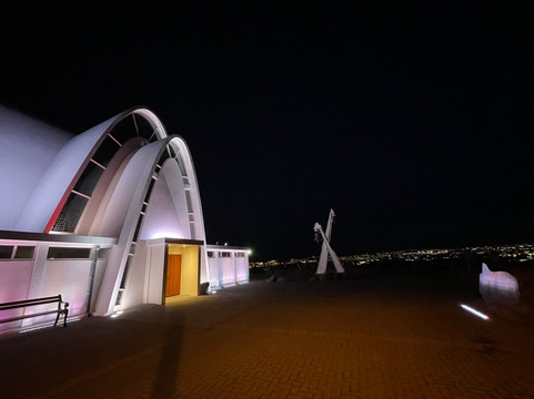 Kópavogskirkja-科帕伏古必去景点