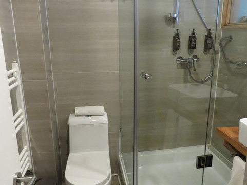 文达维尔酒店主图