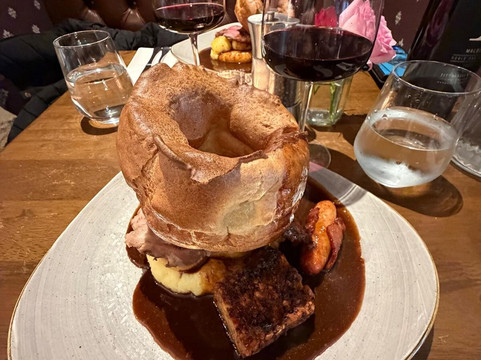 阿丁咸克雷文海弗旅馆主图