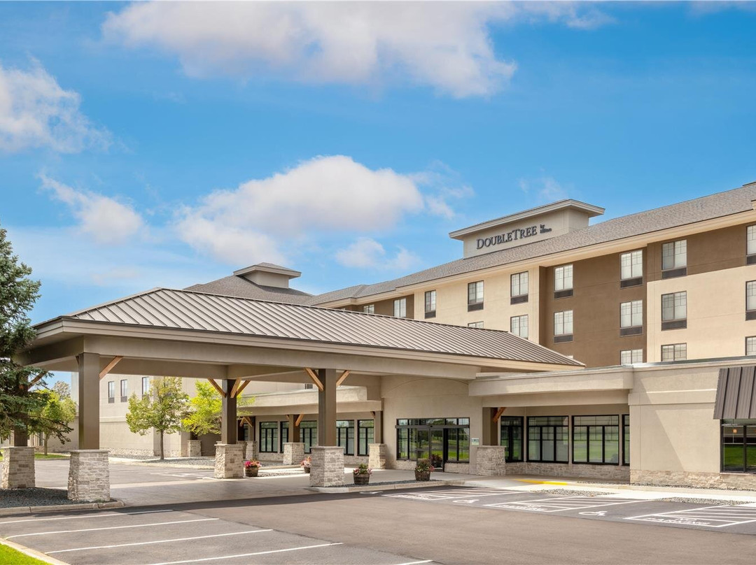 DoubleTree by Hilton Owatonna