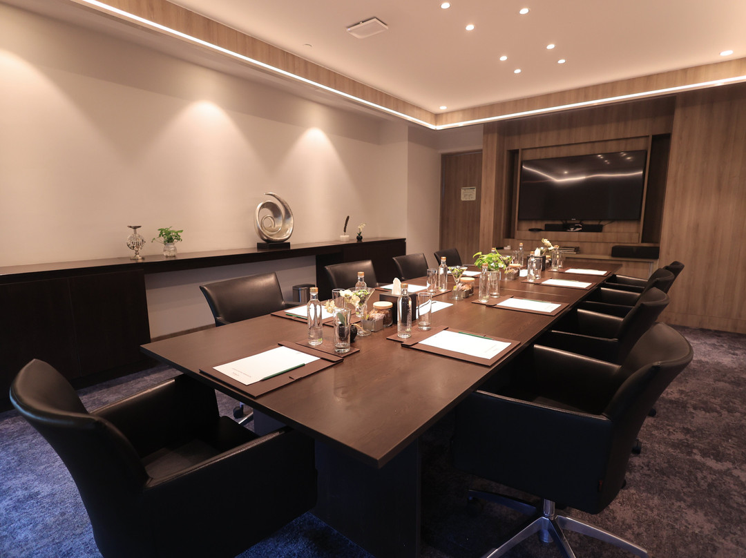 古尔冈90区假日酒店主图