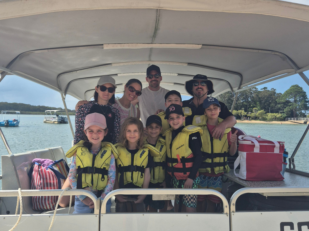 Swan Boat Hire-Maroochydore必去景点