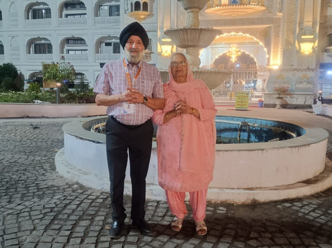 帕特里普特拉大陆酒店主图