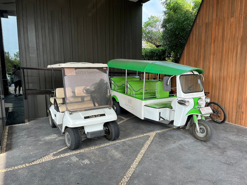 北城山度假酒店主图