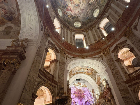 St Charles's Church (karlskirche)-维也纳必去景点
