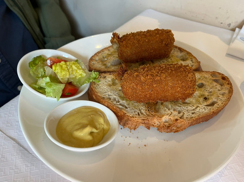 布利克酒店主图