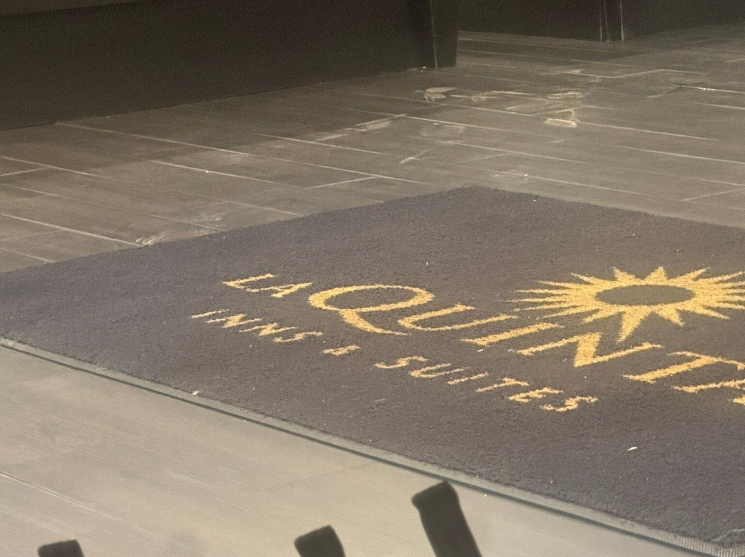 伊利诺伊州奥法隆圣路易斯拉昆塔温德姆套房酒店主图