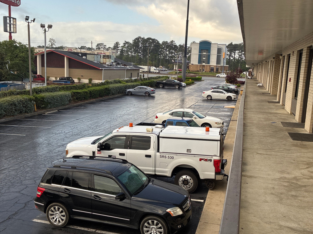 Days Inn by Wyndham Florence/I-95 North主图