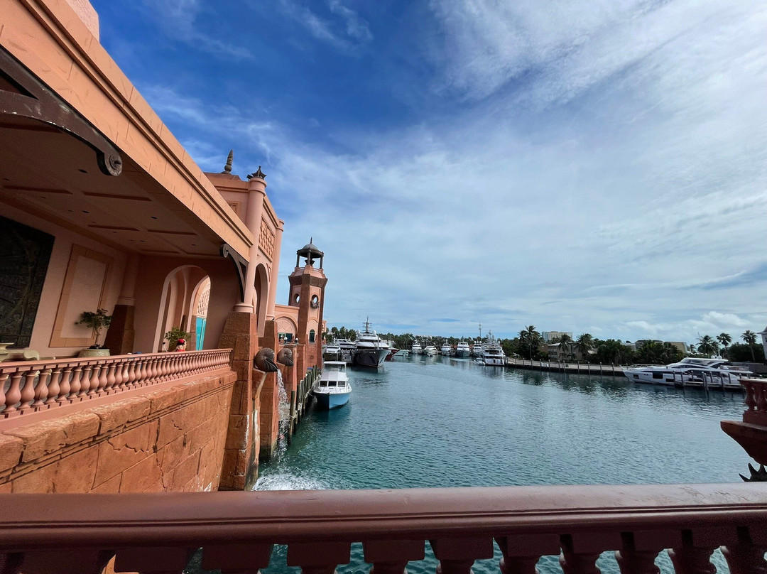 Harborside Resort & Vacation Rentals