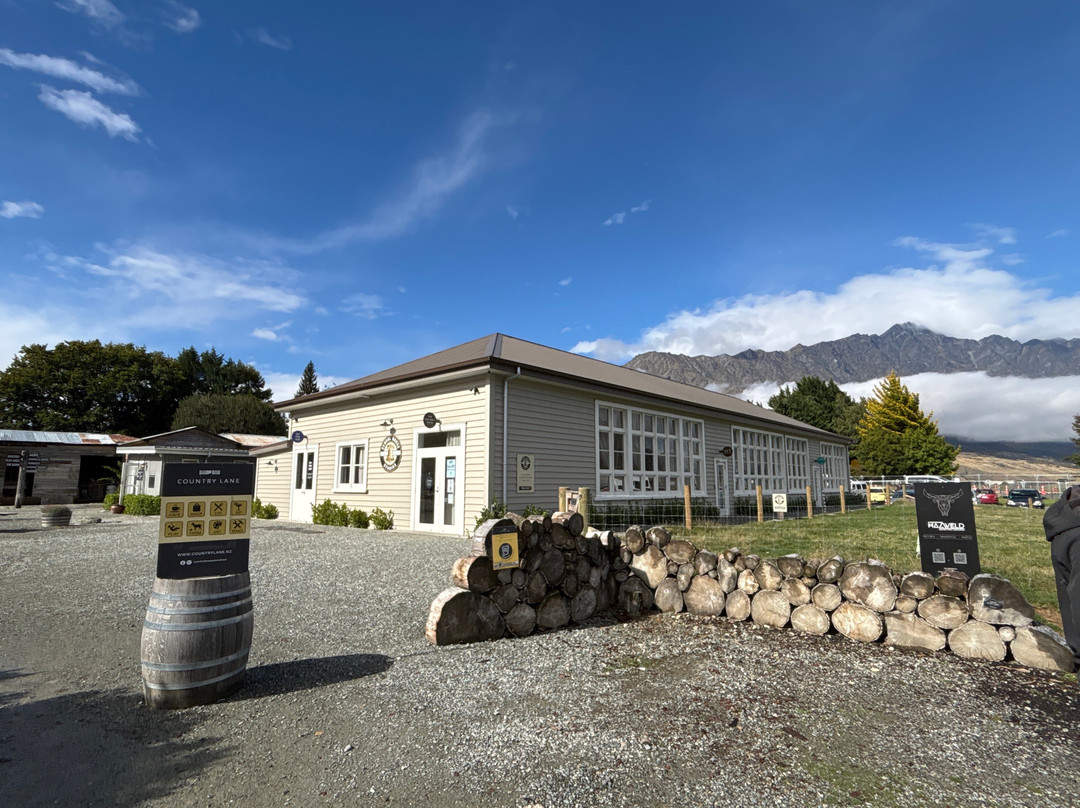 Country Lane Retail Village-皇后镇必去景点