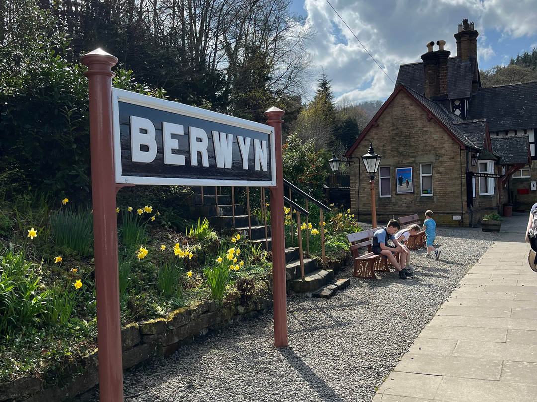 Berwyn Railway Station-兰戈伦必去景点
