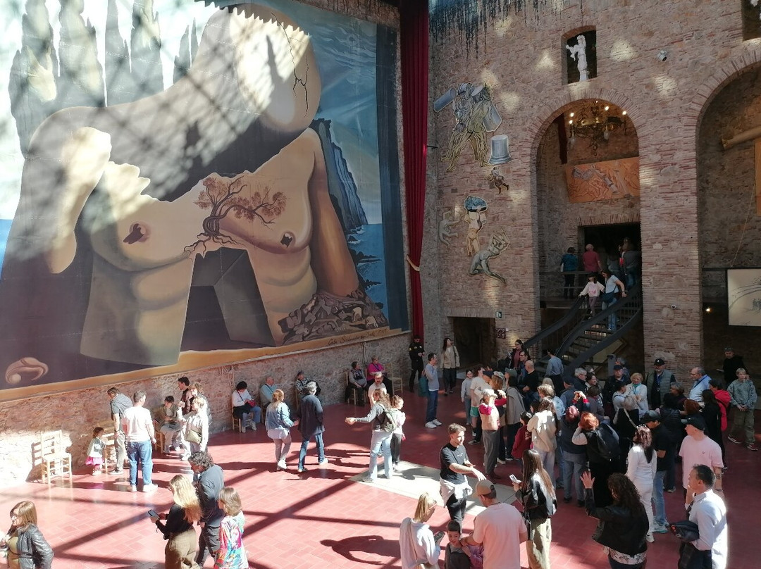 达利剧院博物馆-菲格拉斯必去景点