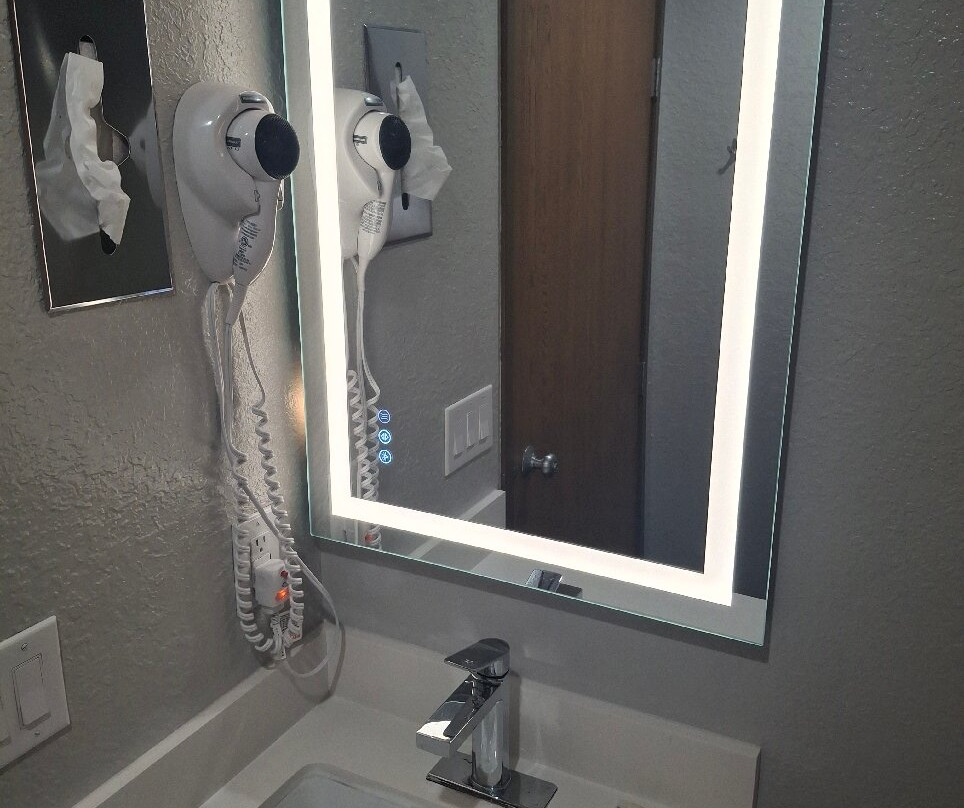 温德姆·乔普林麦客达套房酒店主图