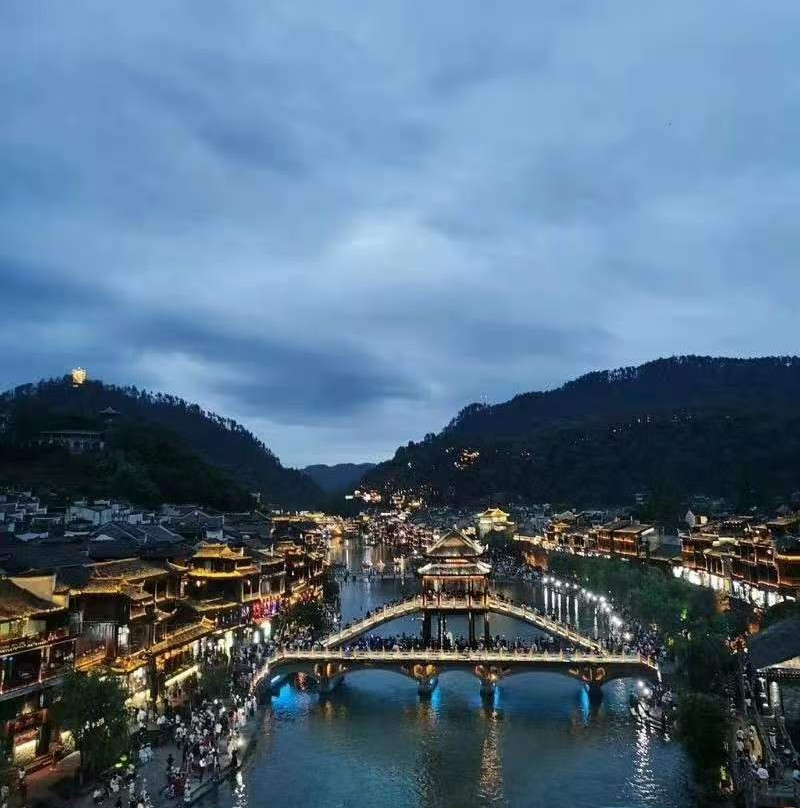 Fenghuang Hemu House主图