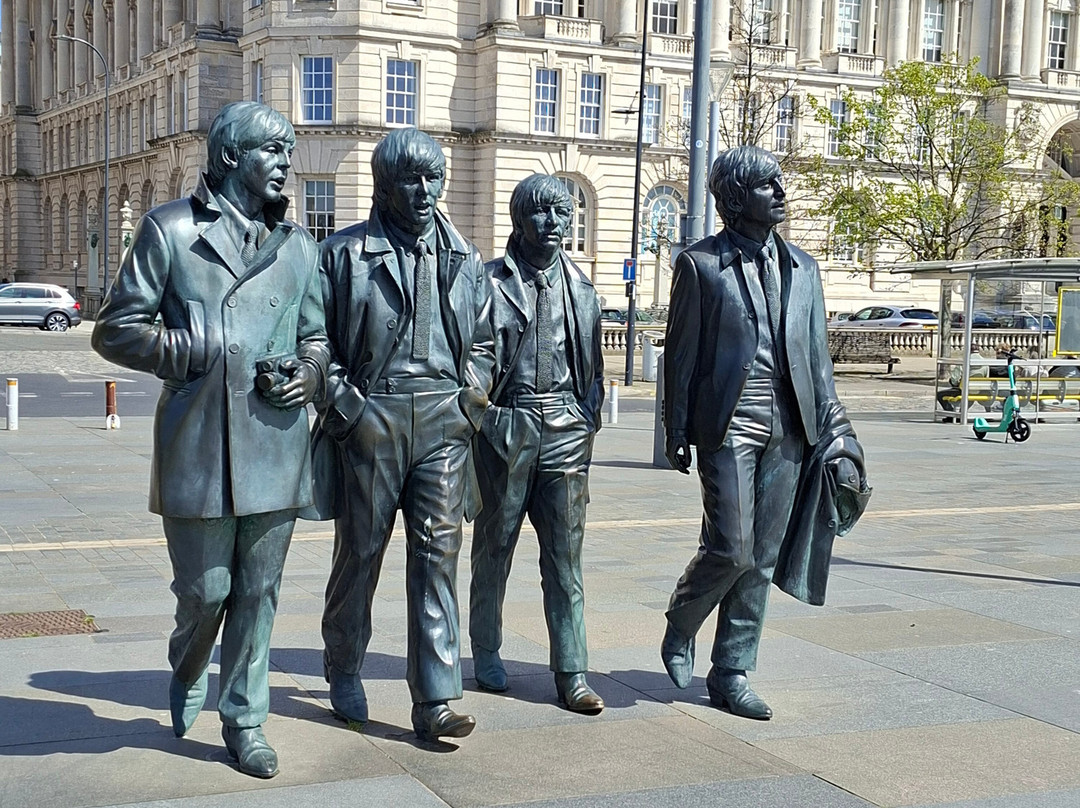 Beatles Statue-利物浦必去景点