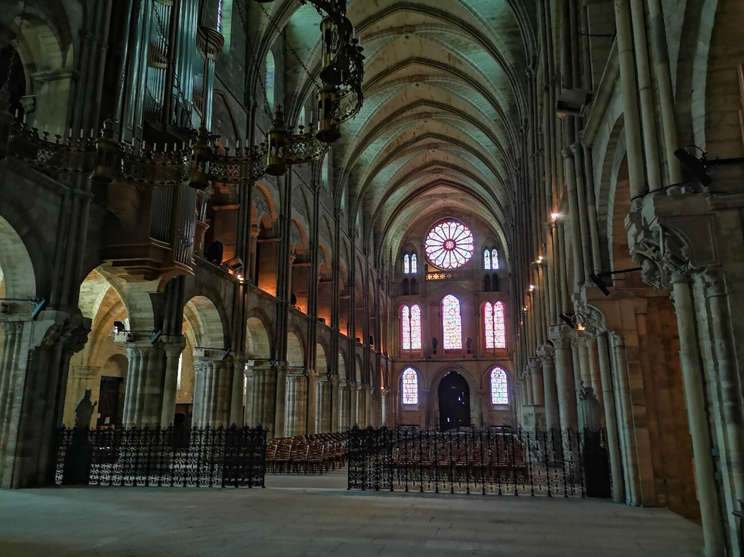 Basilique Saint-Remi-兰斯必去景点