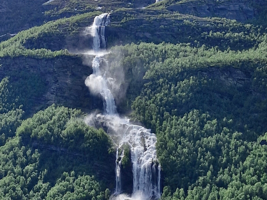 Gorsa Bridge-Birtavarre必去景点