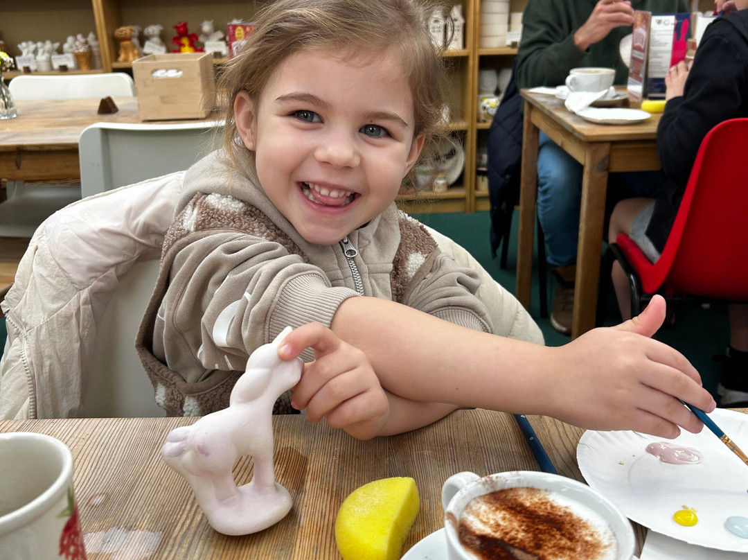 Mad Hatters Pottery Cafe, Arborfield-Arborfield Cross必去景点