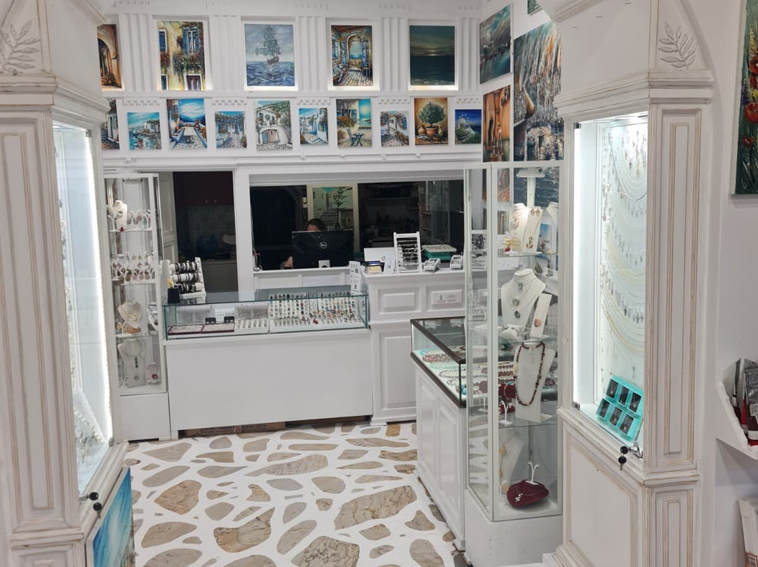 Jewellery By Poulopoulos-帕罗奇亚必去景点