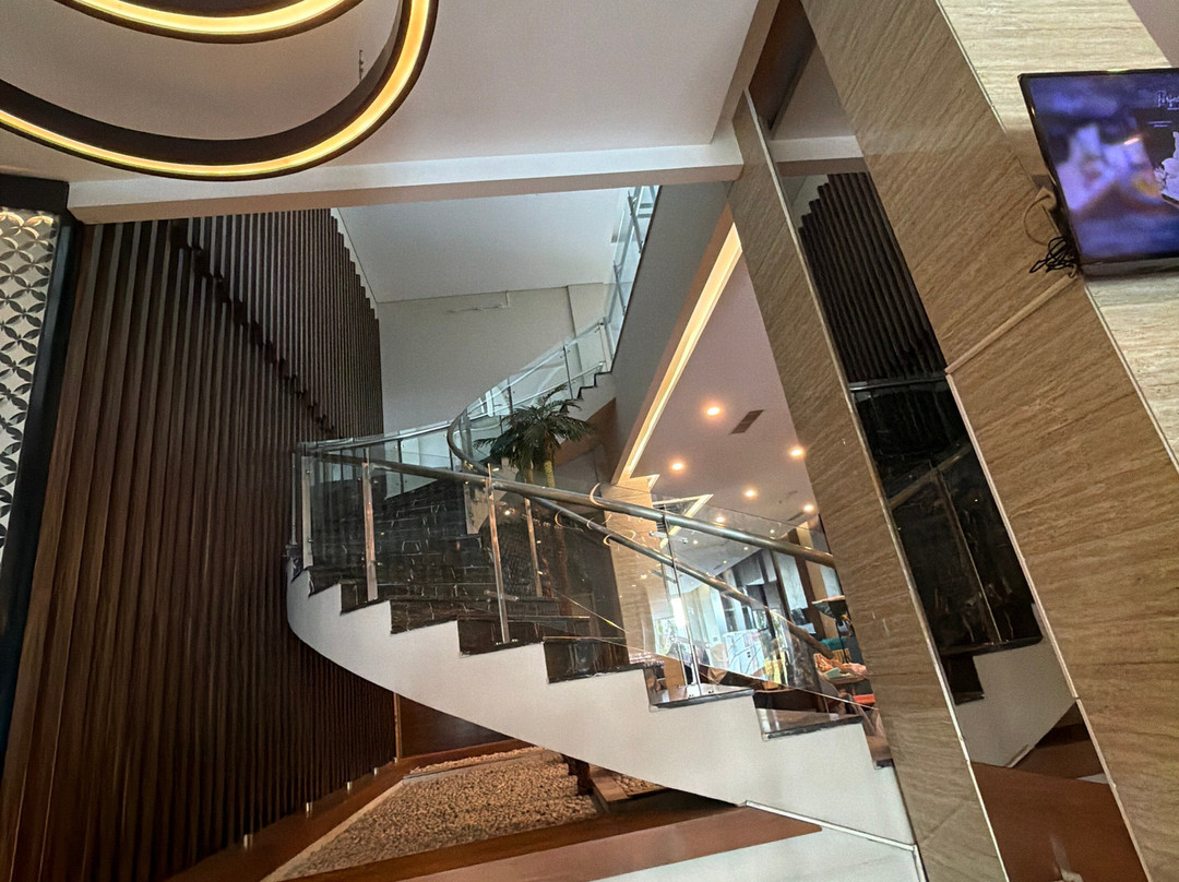 打横市地平线酒店主图