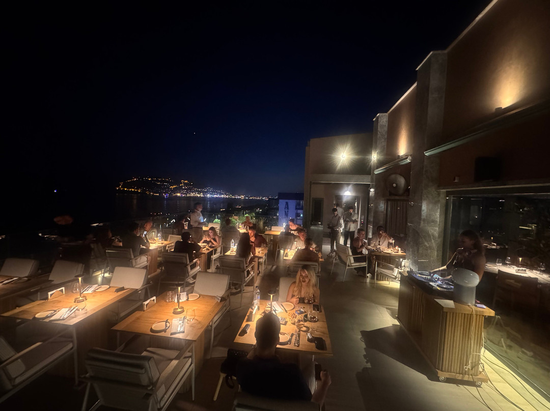 Sofi Brasserie