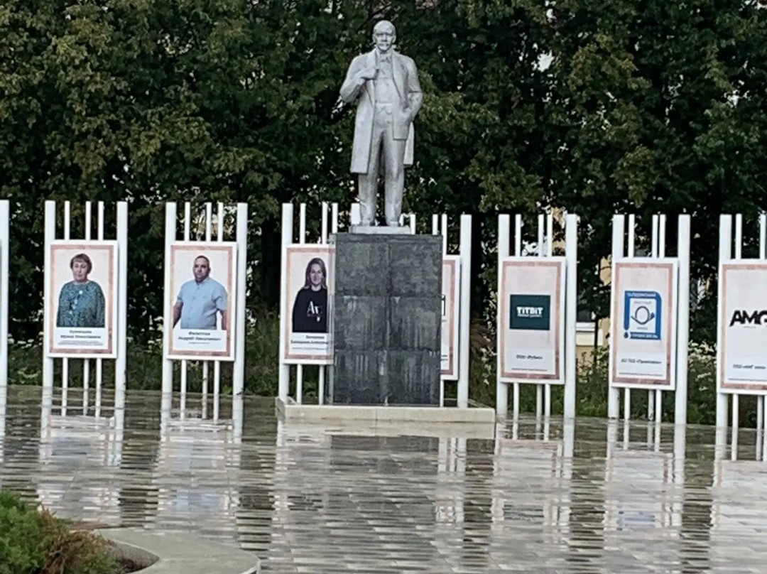 Monument to V. I. Lenin-Taldom必去景点