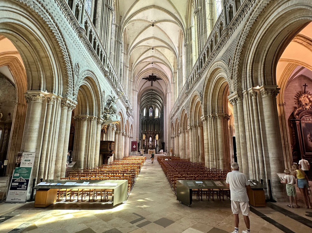 Eglise Saint-Patrice de Bayeux-巴约必去景点