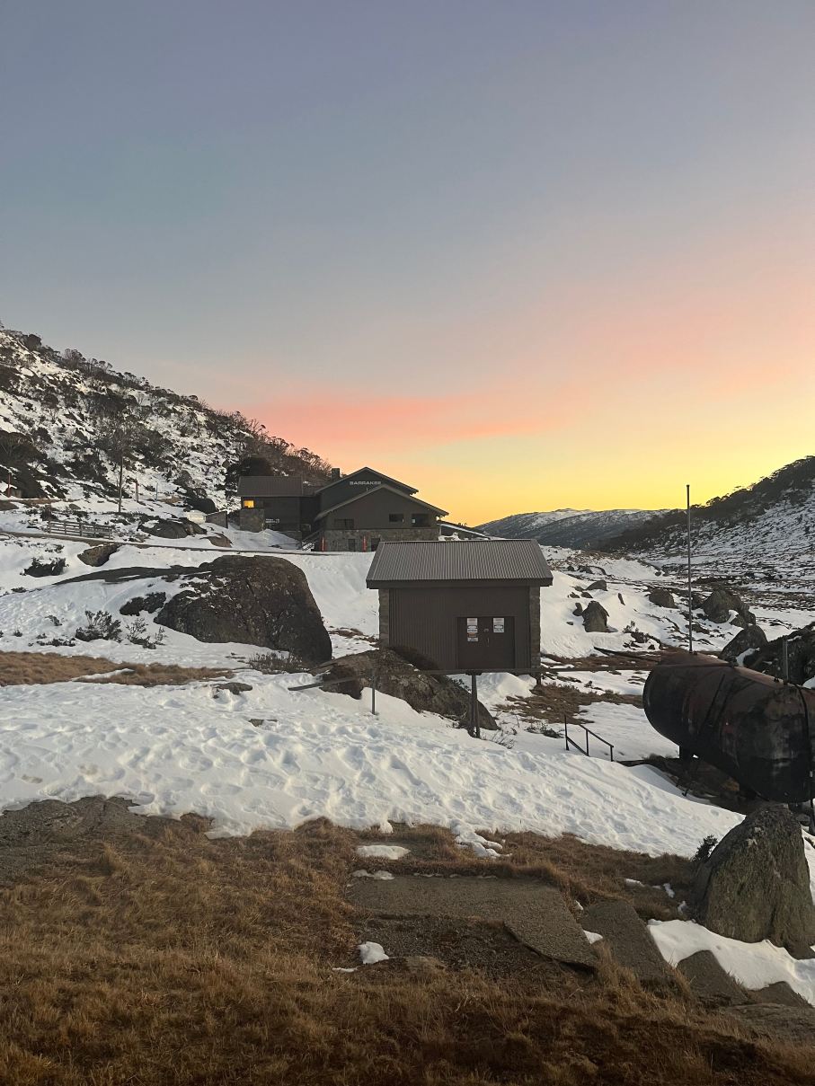 皮尔吉恩特滑雪山林小屋-客卧