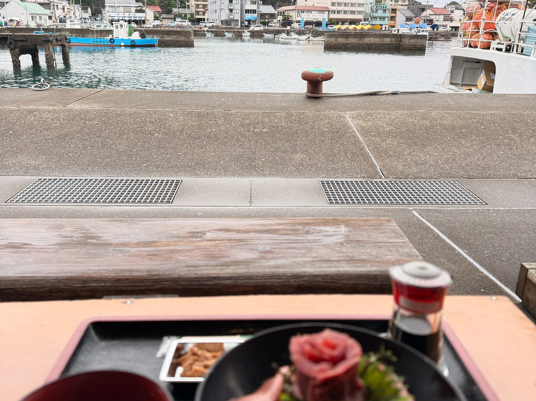 Katsuura Nigiwai Market-那智胜浦町必去景点