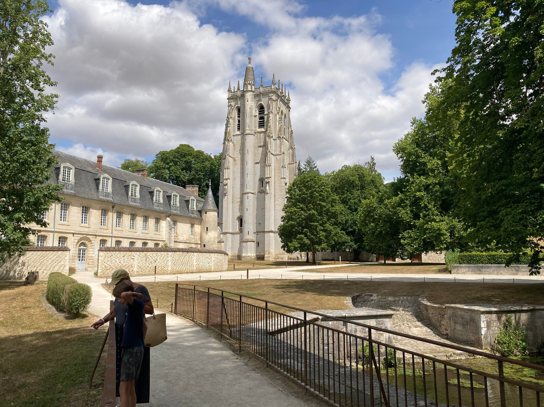 Abbey of Bec-Hellouin-Le Bec-Hellouin必去景点
