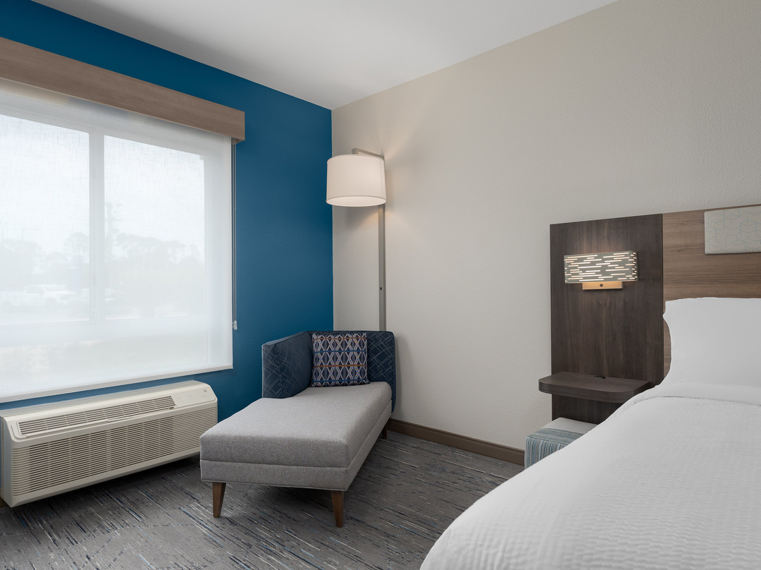 Dry Prong酒店住宿-Holiday Inn Express & Suites Alexandria by IHG