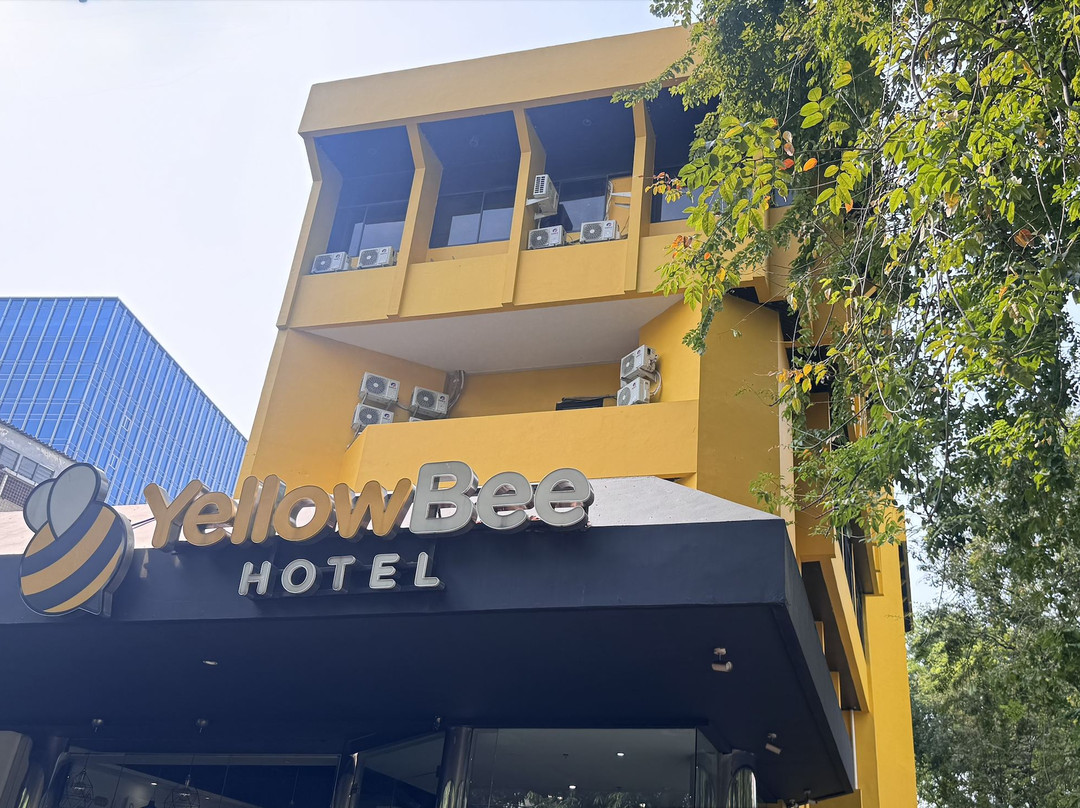 丹那阿邦黄蜂酒店