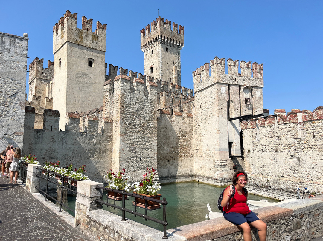 Castello Scaligero-锡尔苗内必去景点