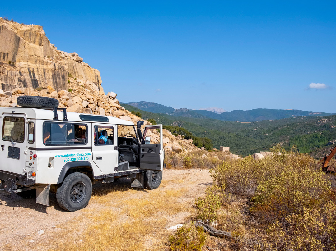 Best Sardinia Trips by Jebel Sardinia-奥罗塞必去景点