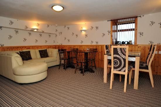 The Masons Arms Hotel主图