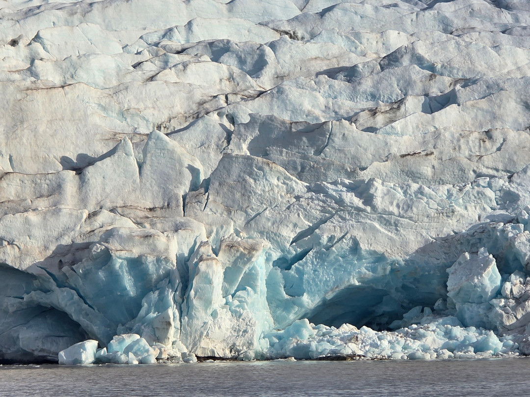 Svalbard Experts-朗伊尔城必去景点