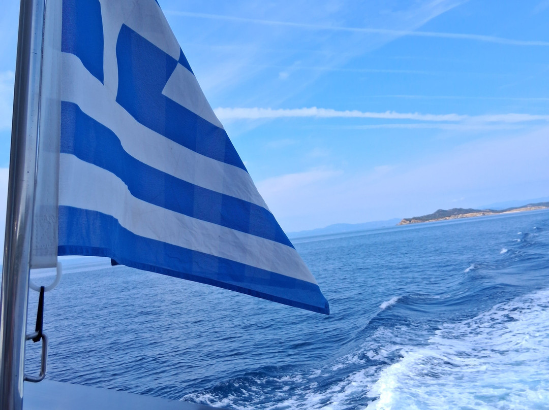Eirinikos Glassbottom Daily & Private Cruises-Ouranoupolis必去景点