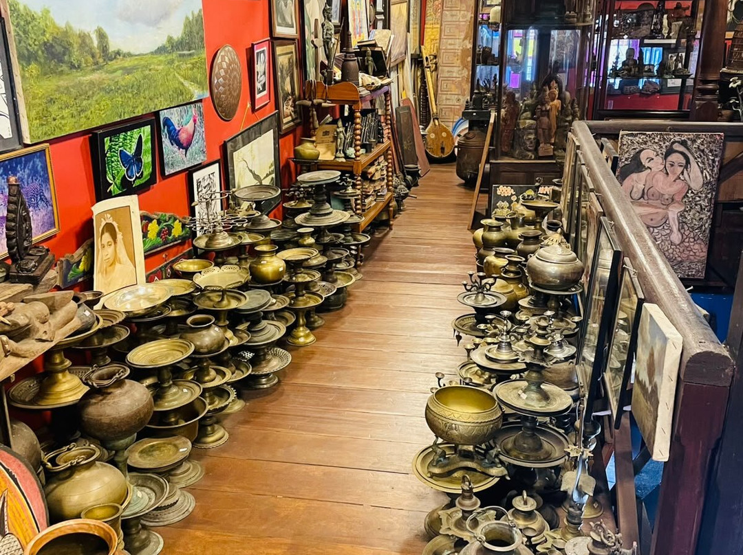 Waruna Antiques-康提必去景点