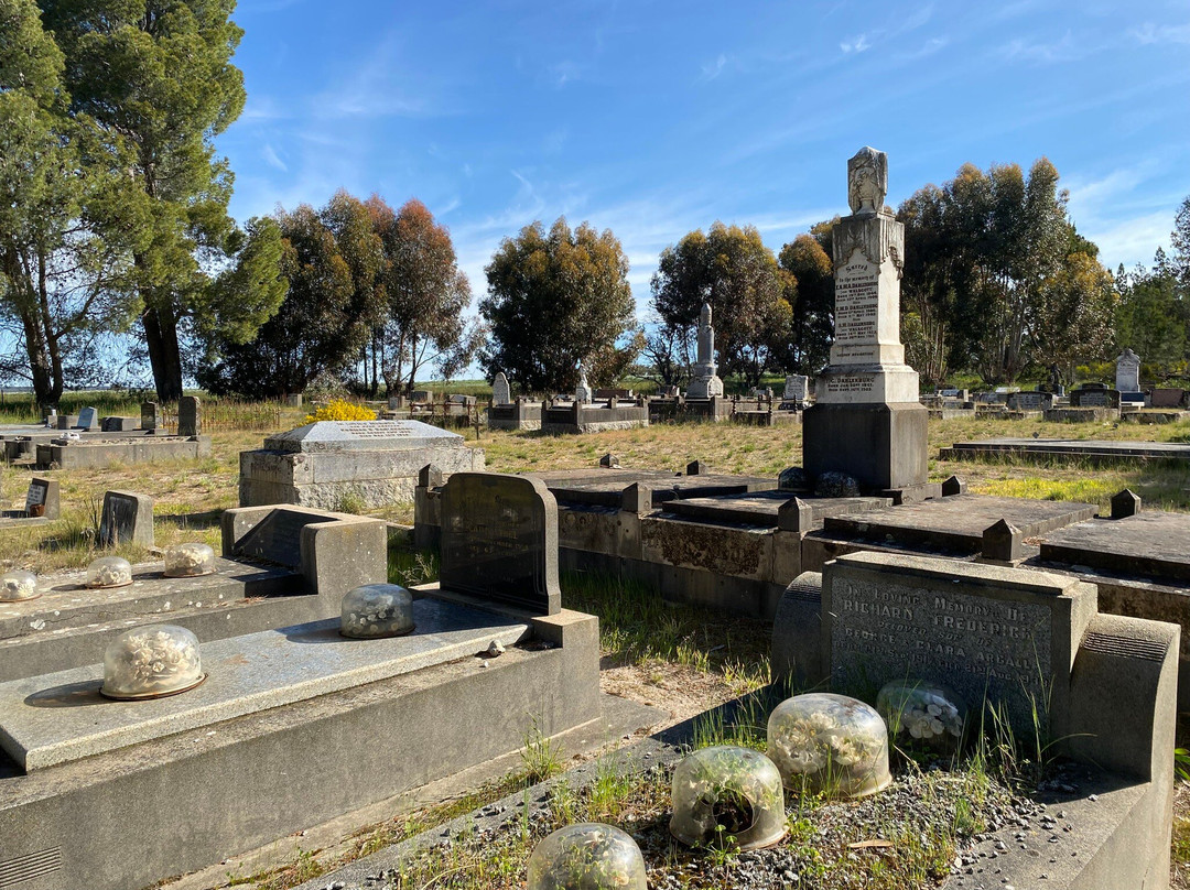 Kiata Cemetery