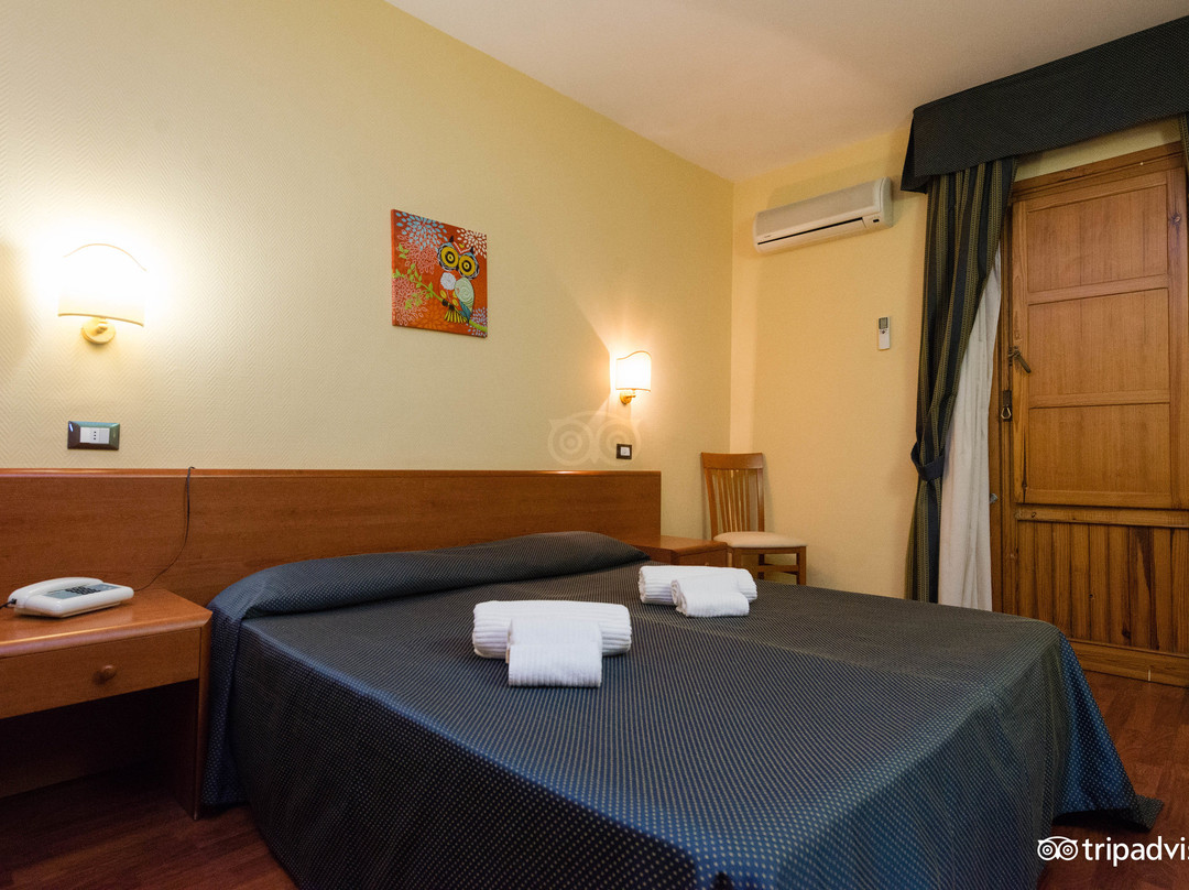 Hotel Akrabello