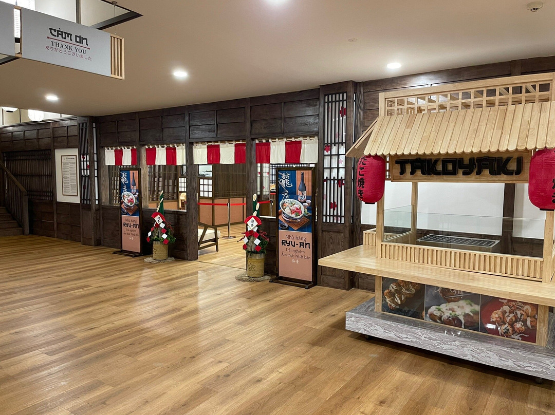Yoko Onsen Quang Hanh主图