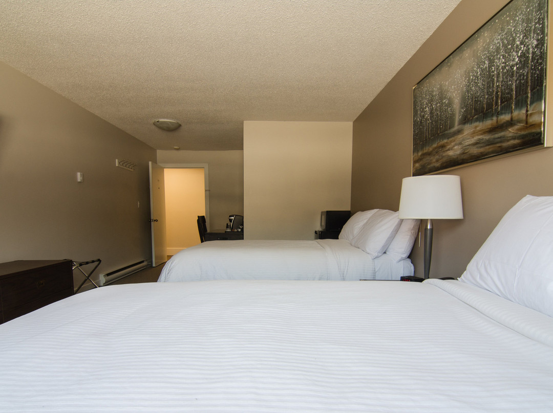 Northwood Plaza Hotel