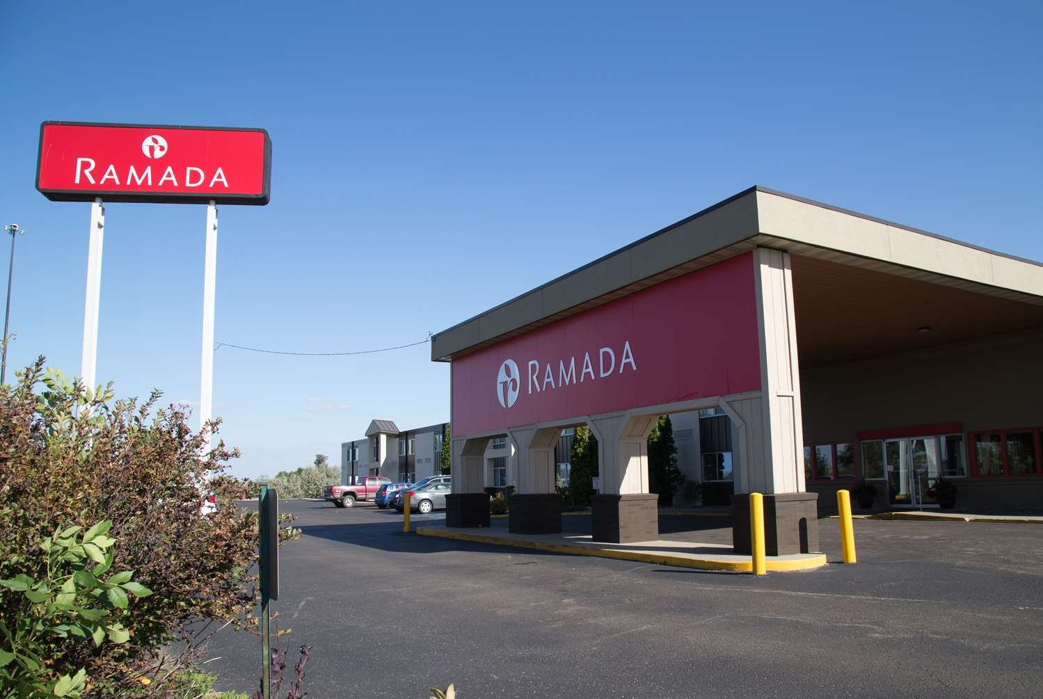 Ramada by Wyndham Bismarck-官方
