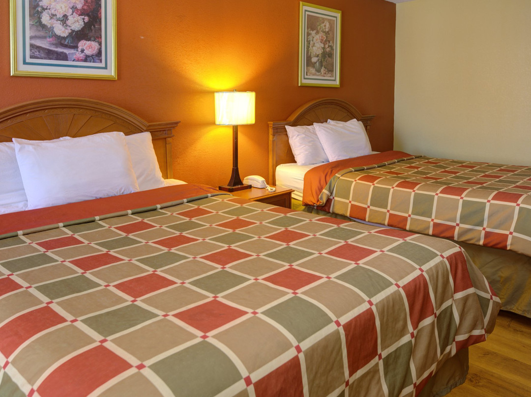 Econo Lodge Sevierville-Pigeon Forge On The River