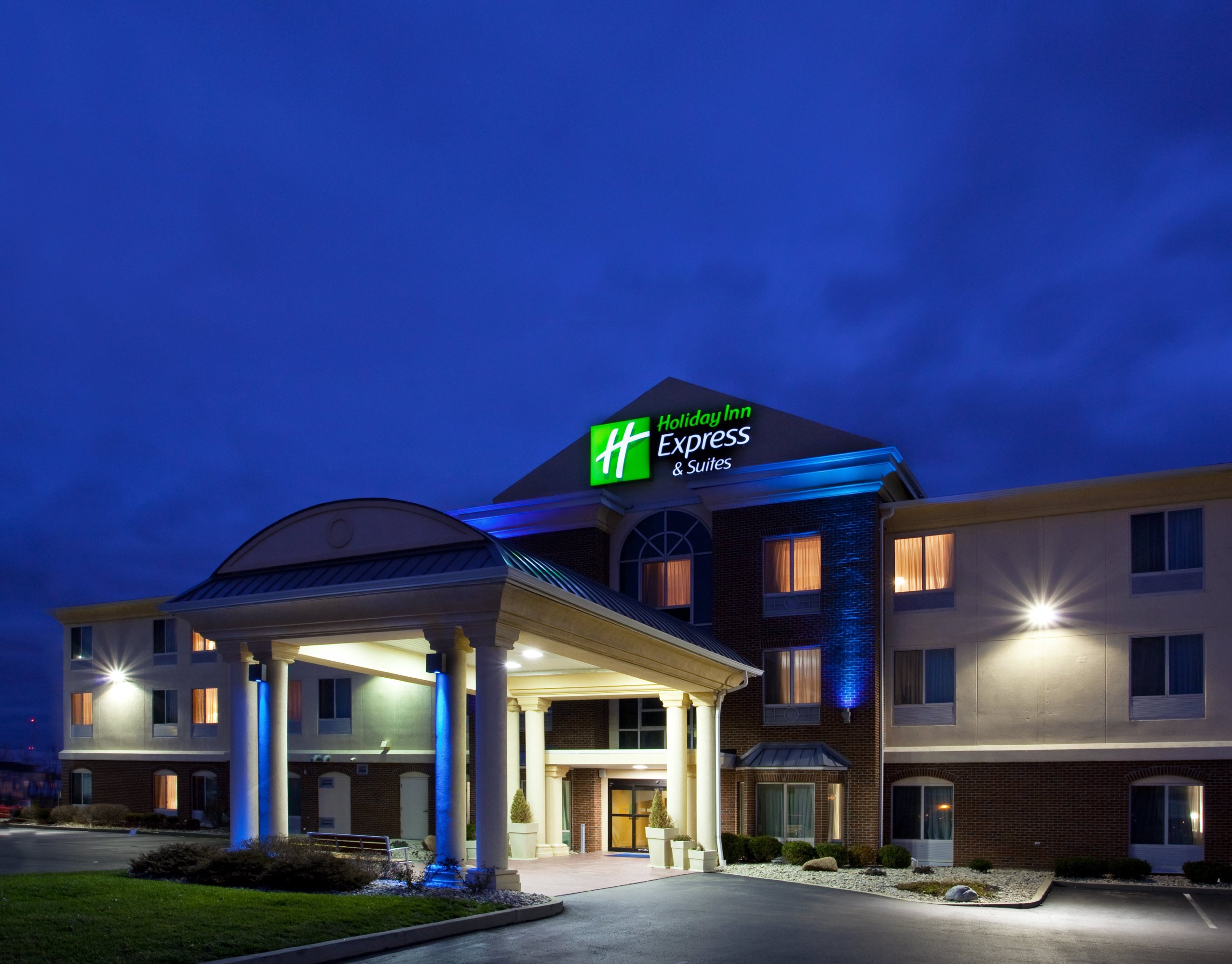 Holiday Inn Express & Suites Cincinnati-Blue Ash by IHG-官方