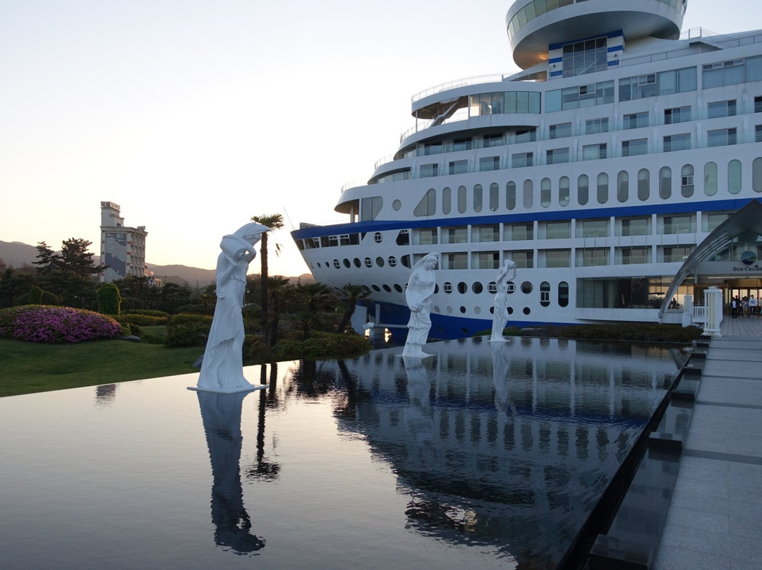 东海市酒店住宿-Sun Cruise Hotel & Condo