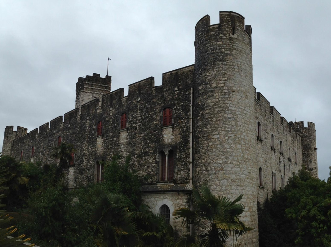 Visite Guidée de la Forteresse Médiévale de Villeneuve-Loubet-卢贝新城必去景点