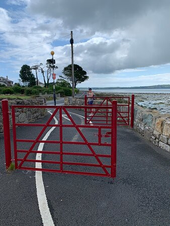Bike & Hike Adventures-邓加文必去景点